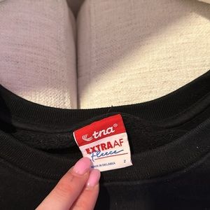 TNA Extra Fleece Black Crewneck